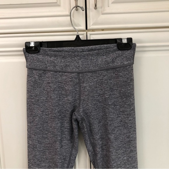 Reversible Ivivva by Lululemon girls crop legging - Picture 2 of 13